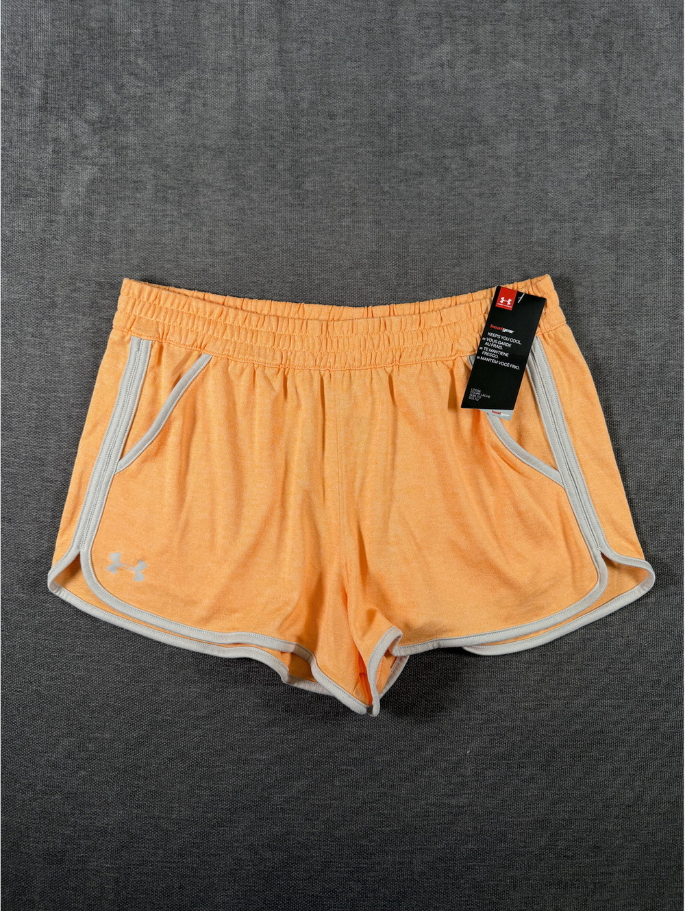 Under Armour HeatGear Loose Fit Orange Athletic Shorts Medium